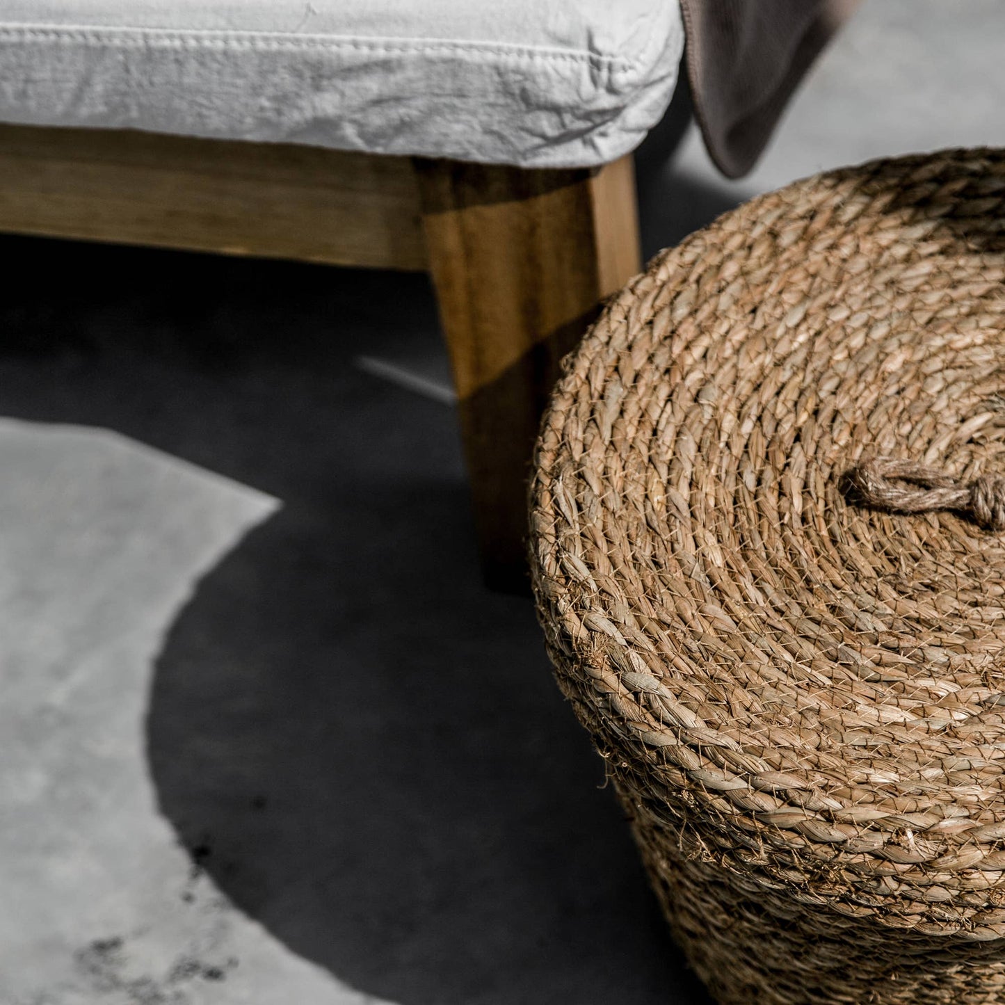 Seagrass Basket with lid