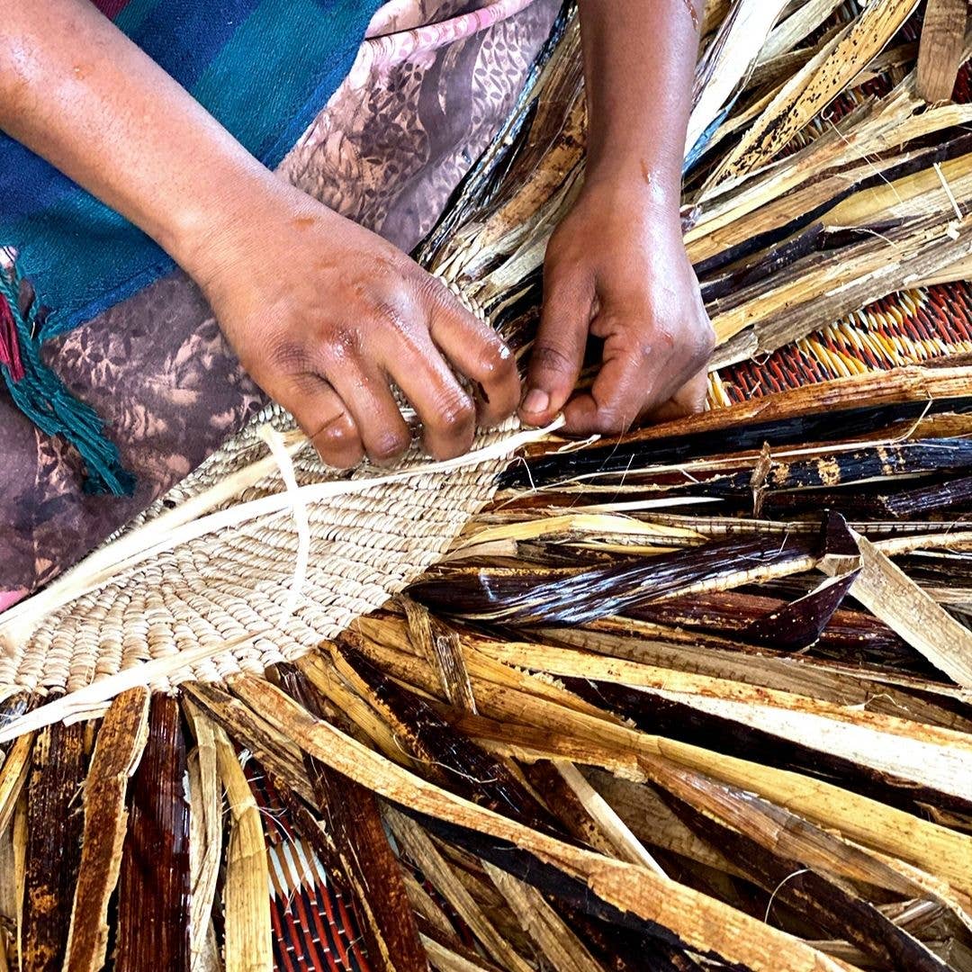 Banana Leaf and Sisal Double Handle Tray