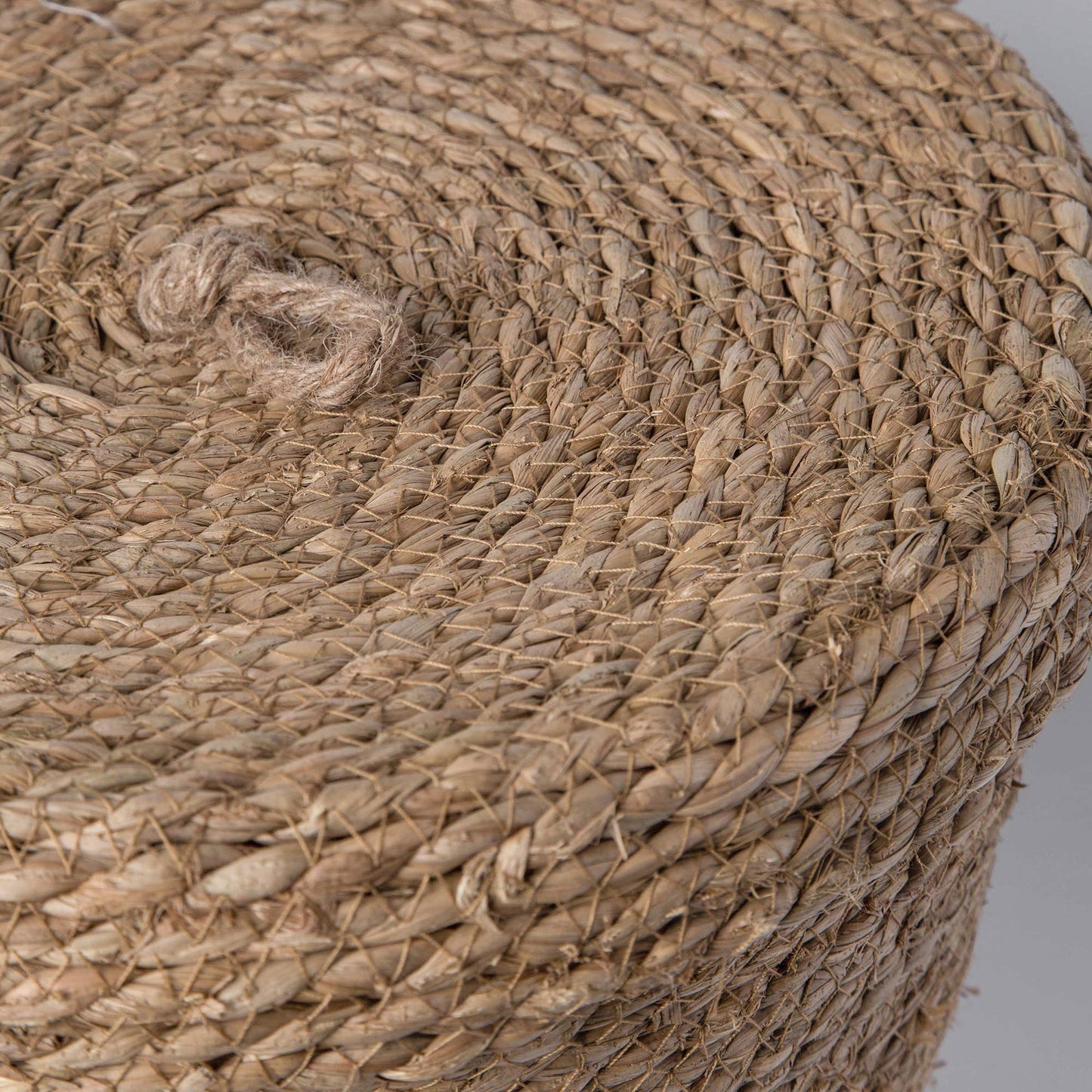 Seagrass Basket with lid