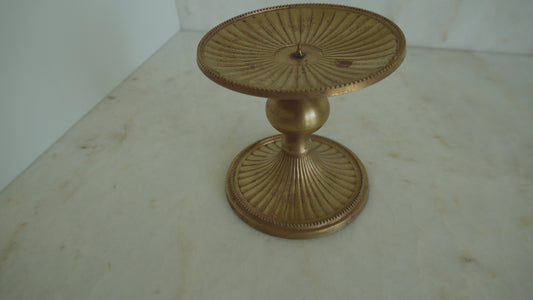 Round Candle Holder